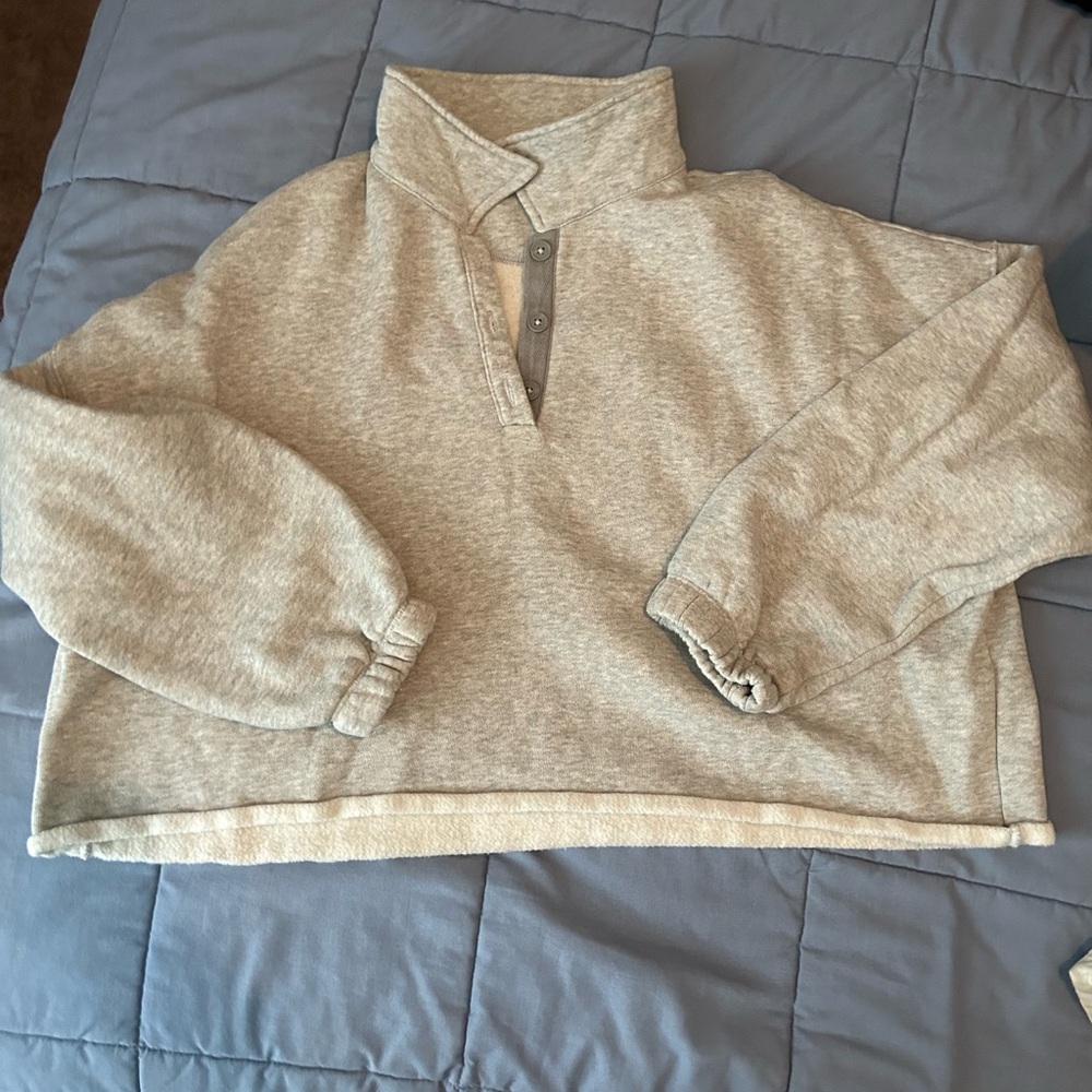 Aerie Heather Gray crop Pullover